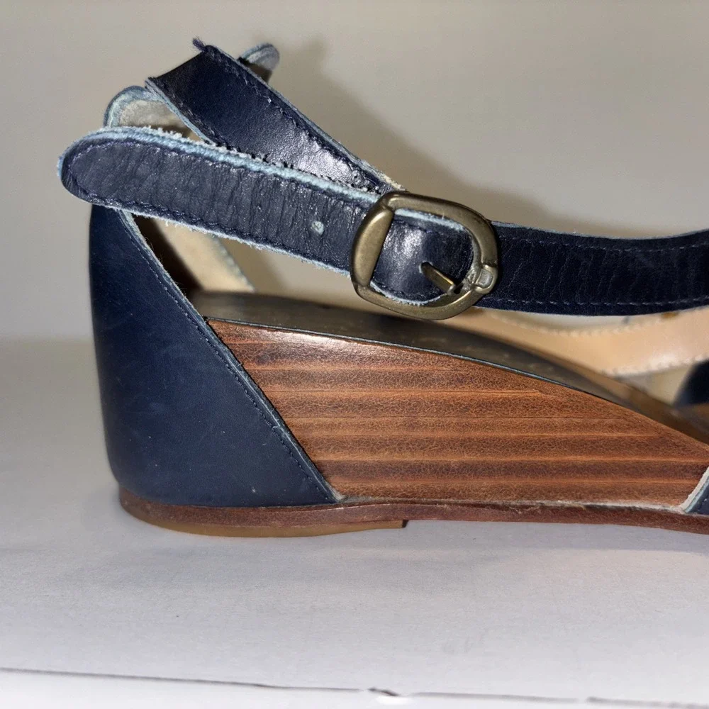 FIRST LADY BOOTERY Vintage Navy Leather Wedge Sandals Slingbacks Italy Sz 38